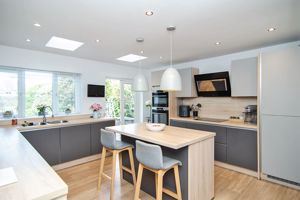 Photo 11- click for photo gallery